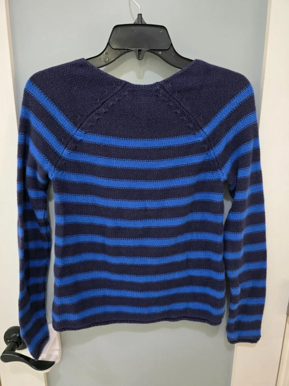 Old Navy Striped‎ Sweater – Women’s Small Blue & Navy Long Sleeve Pullover - Picture 10 of 10